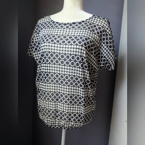 Stylish Black and White Women's Top